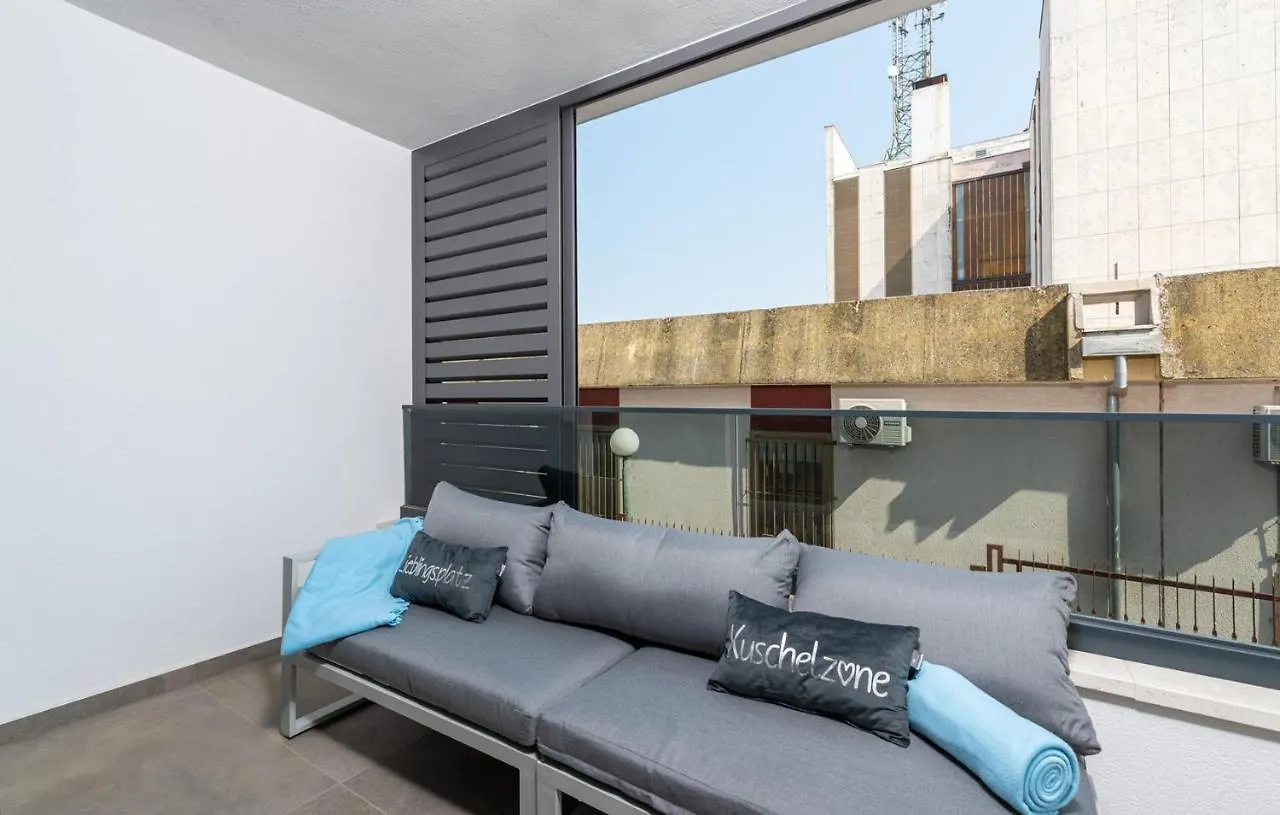 Apartment Barbara, 300M From The Sea Poreč 0*,  Croácia