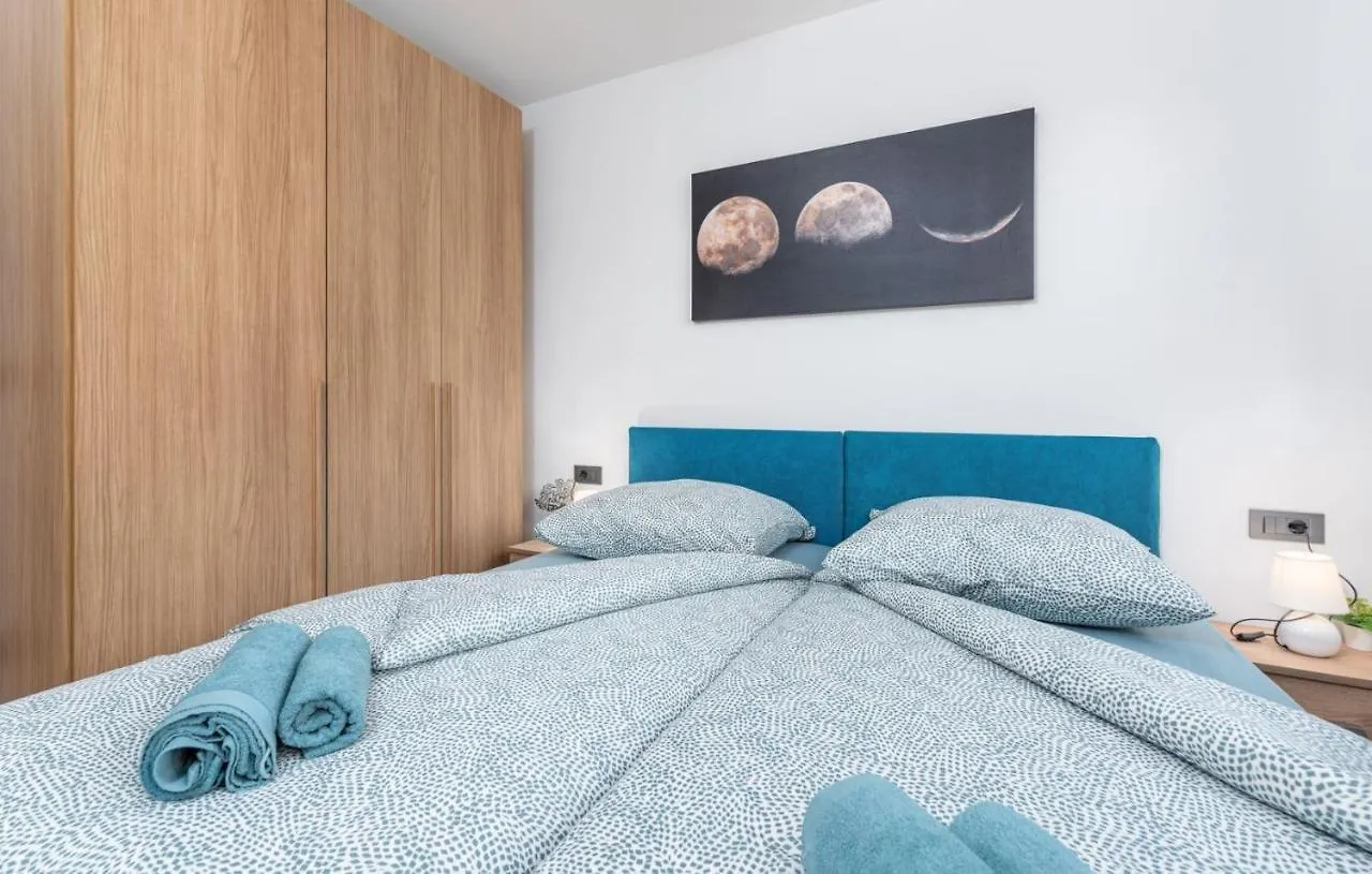 Apartment Barbara, 300M From The Sea Poreč 0*,  Hırvatistan
